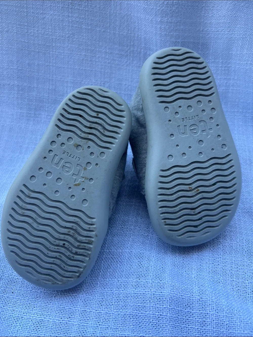 Ten Little Gray Canvas First Walker Shoes with Velcro Straps Size 4.5